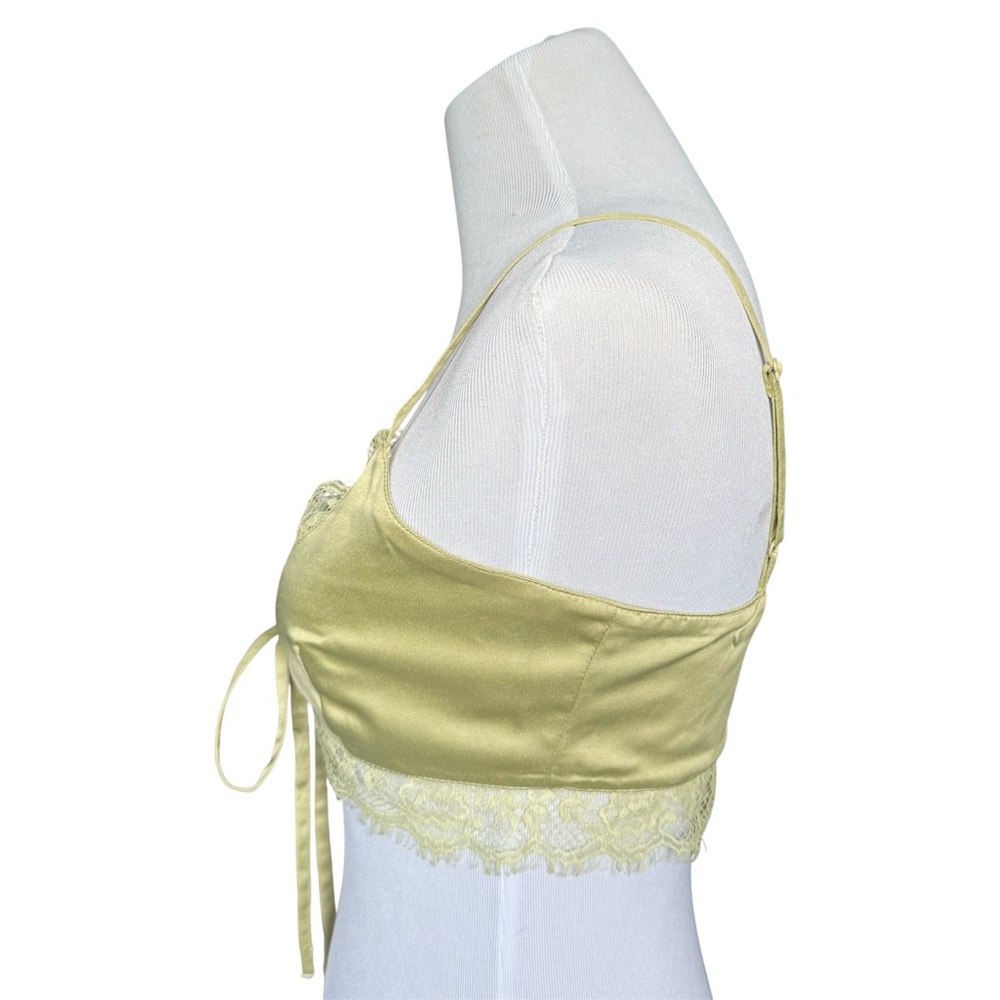 ASOS DESIGN satin lace trim olive green bralette crop top - Picture 5 of 7